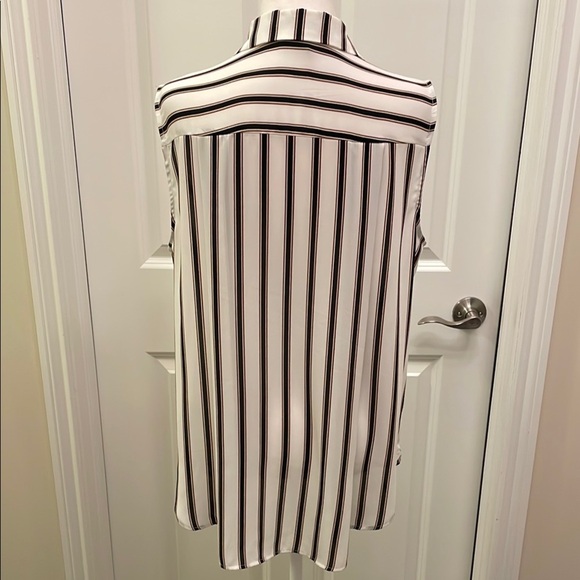 Worthington Black and White Boxy Button Down Shirt Pockets Striped - Picture 6 of 13